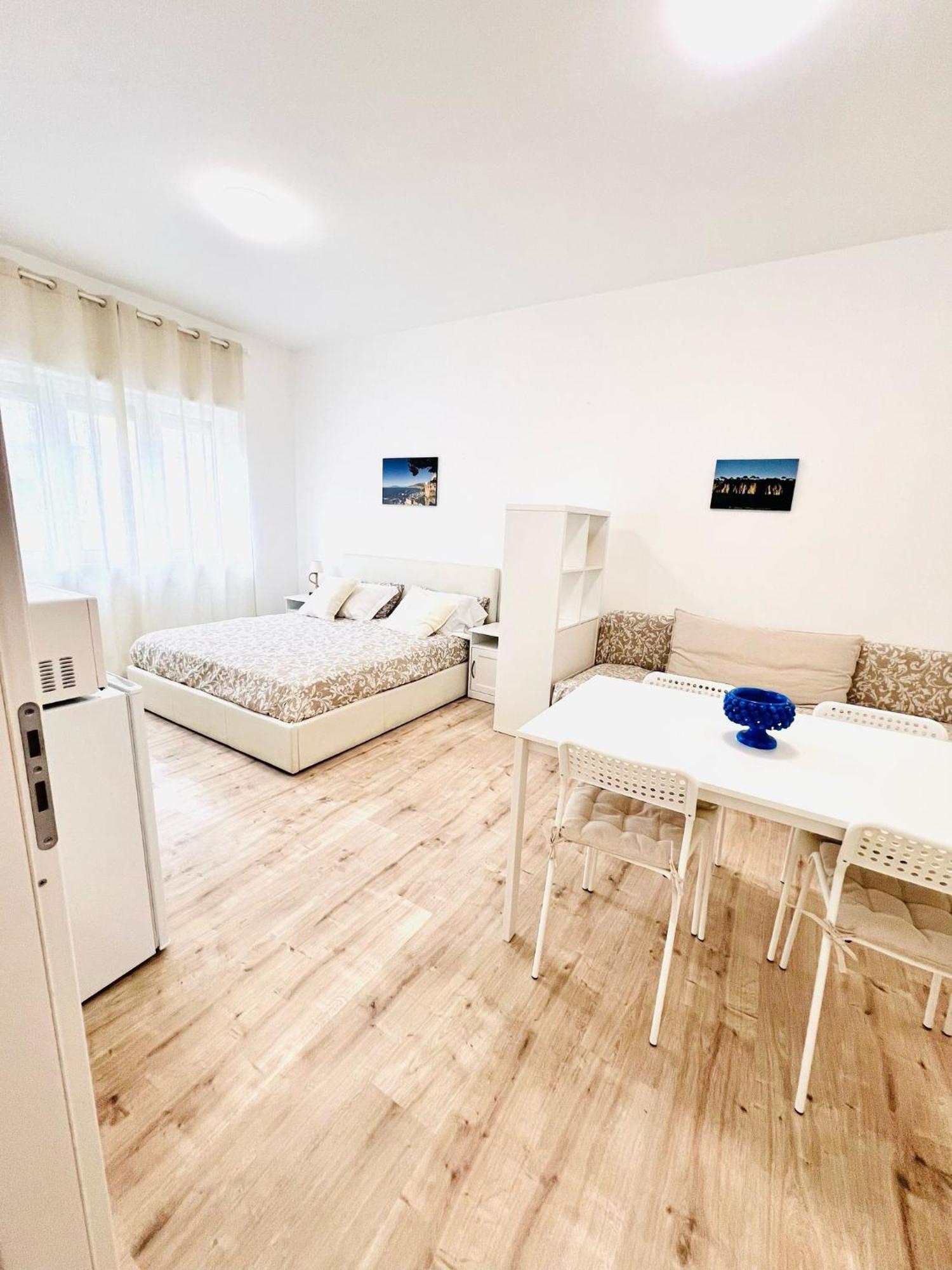 Piazza Lauro Suites ซอร์เรนโต ภายนอก รูปภาพ